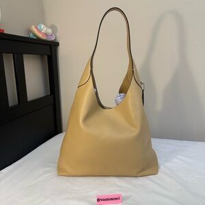 **SOLD - DO NOT BUY!** NWOT Coach Brooklyn Shoulder Bag 39 - Tan (Biggest Size)